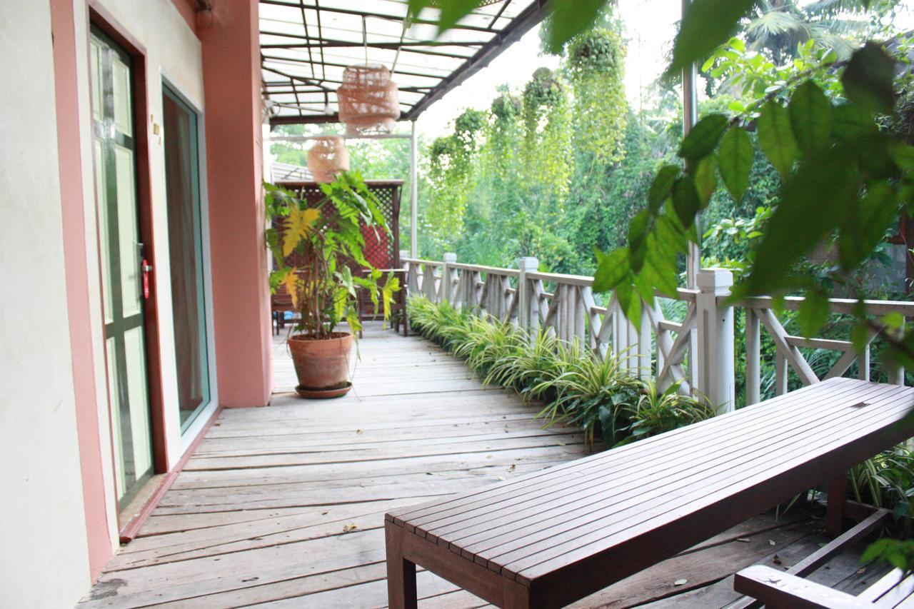Chuchaiburi Sri Amphawa Exterior photo